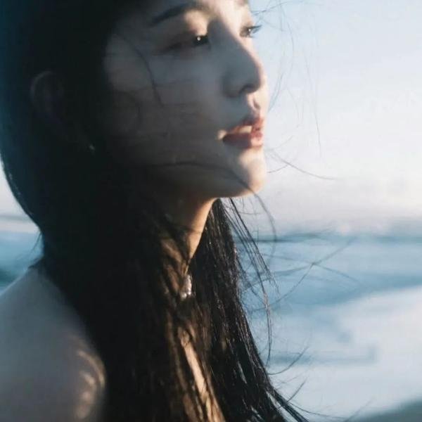 沙漠中的玫瑰